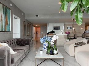 16385 Biscayne Blvd 30183017, North Miami Beach FL 33160