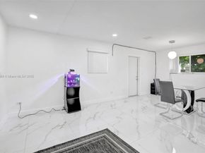 311 SW 68th Ter, Pembroke Pines FL 33023