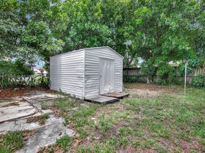 311 SW 68th Ter, Pembroke Pines FL 33023