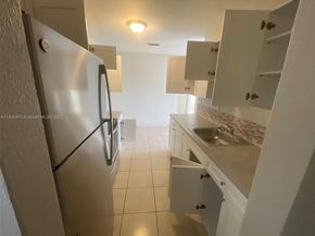 21200 NE 12th Ct, Miami FL 33179