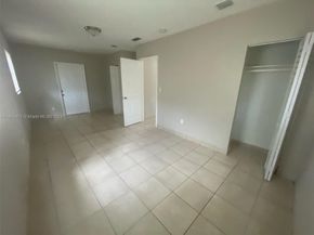 21200 NE 12th Ct, Miami FL 33179