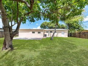 21200 NE 12th Ct, Miami FL 33179