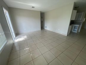 21200 NE 12th Ct, Miami FL 33179