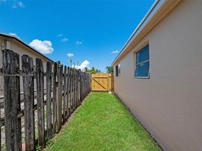 21200 NE 12th Ct, Miami FL 33179