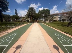 3505 NW 48th Ave 415, Lauderdale Lakes FL 33319