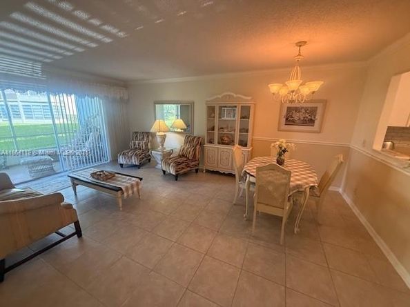 3505 NW 48th Ave 415, Lauderdale Lakes FL 33319