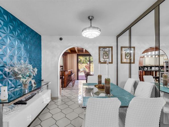 1861 SW 19th St, Miami FL 33145