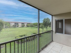 12550 SW 15th St 205E, Pembroke Pines FL 33027