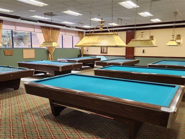 12550 SW 15th St 205E, Pembroke Pines FL 33027