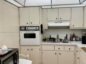 400 Kings Point Dr 609, Sunny Isles Beach FL 33160