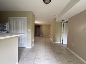 3390 NE 9th St 104, Homestead FL 33033