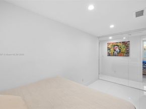 100 Lincoln Rd 1523/1525, Miami Beach FL 33139