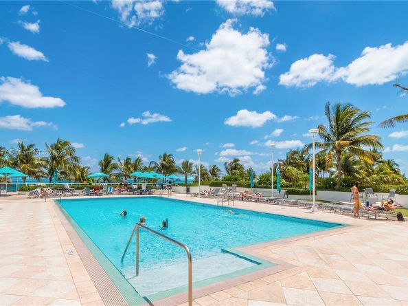 100 Lincoln Rd 1523/1525, Miami Beach FL 33139