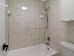 13371 SW 17th Ln 28, Miami FL 33175