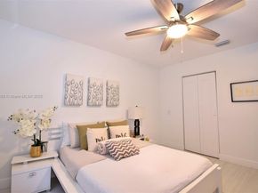 710 Lake Blvd, Weston FL 33326