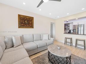 1000 River Reach Dr 516, Fort Lauderdale FL 33315