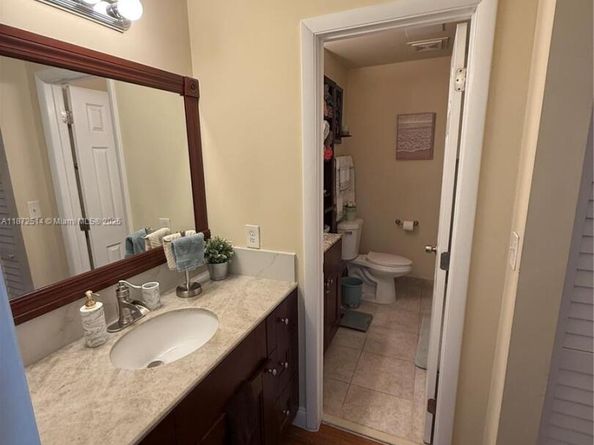 13293 NW 6th Pl, Plantation FL 33325
