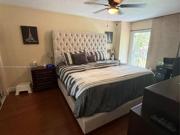 13293 NW 6th Pl, Plantation FL 33325