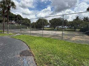 13293 NW 6th Pl, Plantation FL 33325