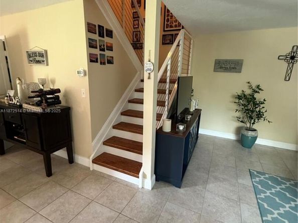 13293 NW 6th Pl, Plantation FL 33325