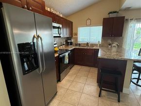 13293 NW 6th Pl, Plantation FL 33325