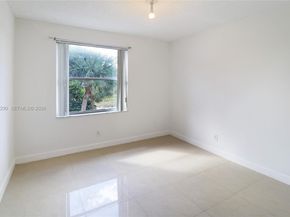 13212 NW 8th St, Pembroke Pines FL 33028