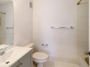 13212 NW 8th St, Pembroke Pines FL 33028