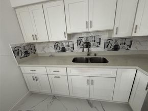 1201 NW 79th Way, Pembroke Pines FL 33024