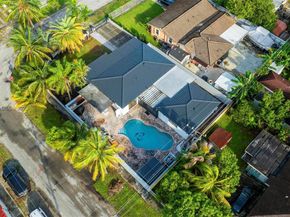 705 E 9th Ln, Hialeah FL 33010