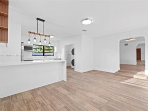 705 E 9th Ln, Hialeah FL 33010