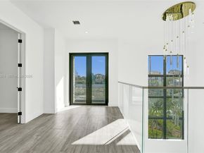 13023 Davie Oaks Dr, Davie FL 33325