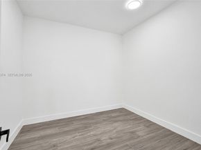 13023 Davie Oaks Dr, Davie FL 33325