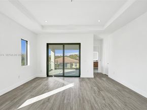 13023 Davie Oaks Dr, Davie FL 33325