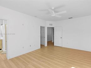 1966 SE 23rd Ter, Homestead FL 33035