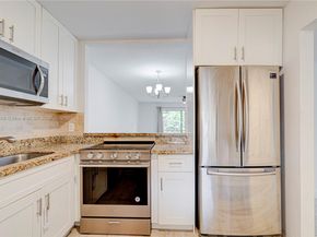 136 S Cypress Rd 323, Pompano Beach FL 33060