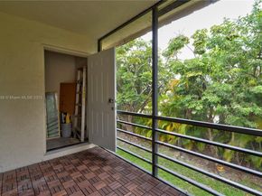 136 S Cypress Rd 323, Pompano Beach FL 33060