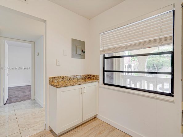 136 S Cypress Rd 323, Pompano Beach FL 33060