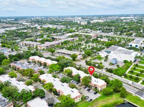 136 S Cypress Rd 323, Pompano Beach FL 33060