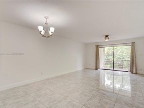 136 S Cypress Rd 323, Pompano Beach FL 33060