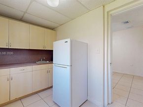 1611 SW 21st St, Miami FL 33145