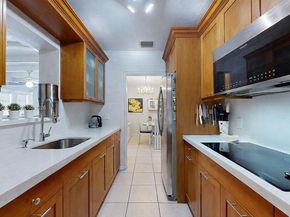 1611 SW 21st St, Miami FL 33145