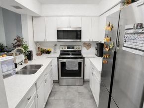 8460 SW 154th Cir Ct 121, Miami FL 33193