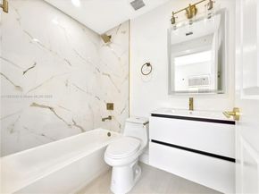 7985 NW 8th St 109A, Miami FL 33126