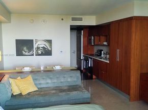 50 Biscayne Blvd 508, Miami FL 33132