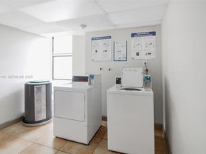 1825 W 44th Pl 1111, Hialeah FL 33012