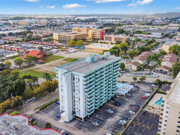 1825 W 44th Pl 1111, Hialeah FL 33012
