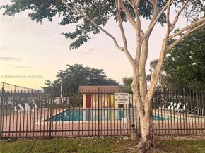 21640 NW 3rd Pl, Pembroke Pines FL 33029