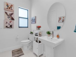 9150 Parkland Bay Dr, Parkland FL 33076