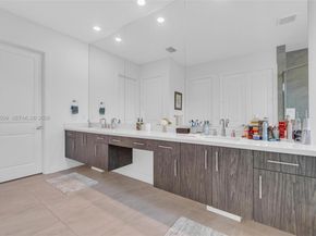 9150 Parkland Bay Dr, Parkland FL 33076