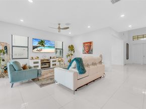 9150 Parkland Bay Dr, Parkland FL 33076